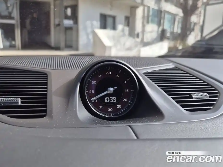 Porsche Cayenne 2025 3.0 Автомат в Москве № 430993, фото 10