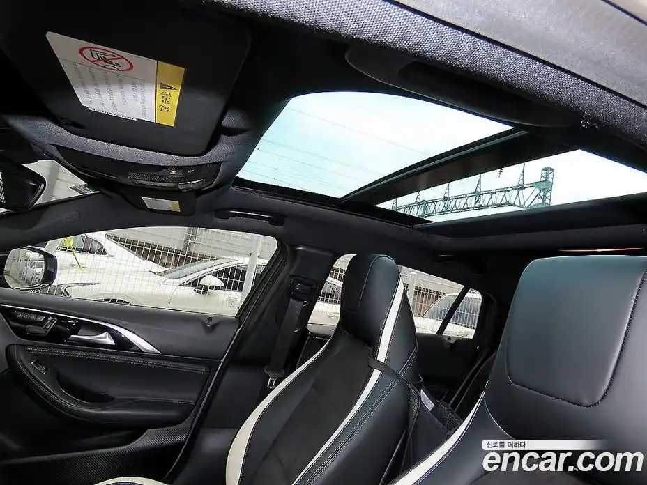 Infiniti Q30 2018 2.0 Автомат в Москве № 433602, фото 17