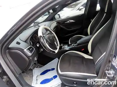 Infiniti Q30 2018 2.0 Автомат в Москве № 433602, миниатюра 5