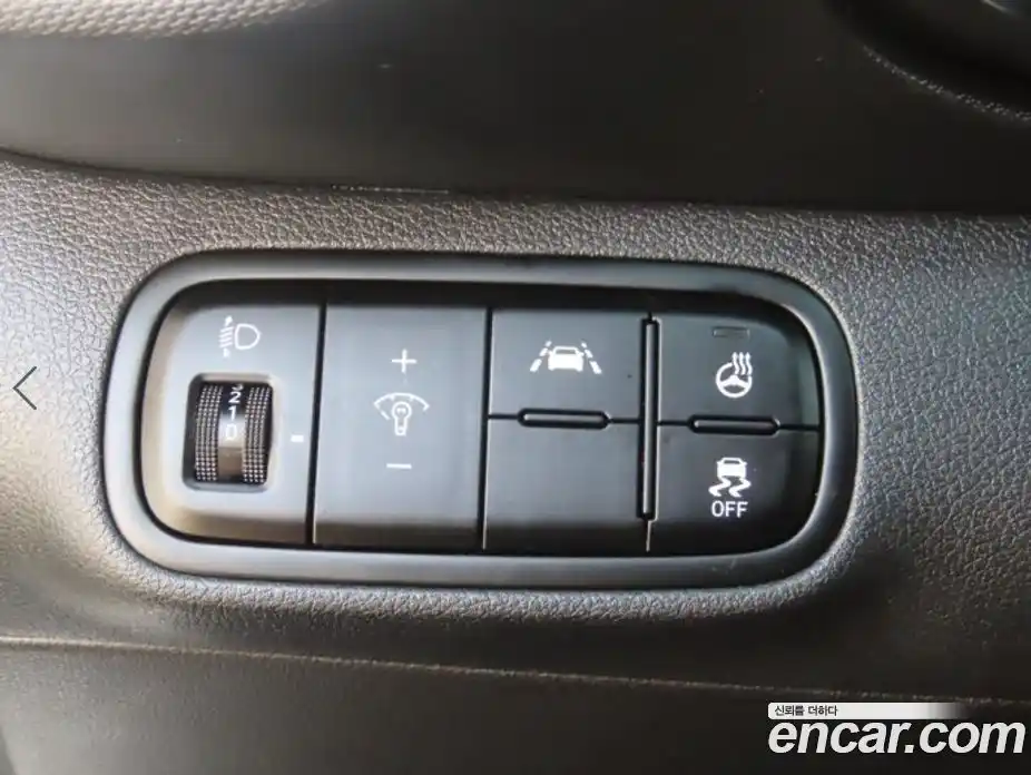 Hyundai Venue 2021 1.6 Автомат в Москве № 450102, фото 14