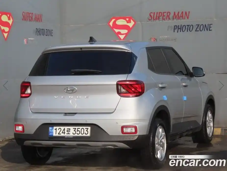 Hyundai Venue 2021 1.6 Автомат в Москве № 450102, фото 3