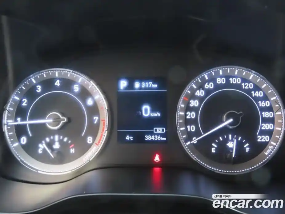 Hyundai Venue 2021 1.6 Автомат в Москве № 450102, фото 8