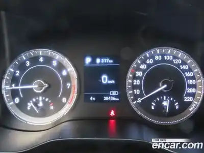 Hyundai Venue 2021 1.6 Автомат в Москве № 450102, миниатюра 8