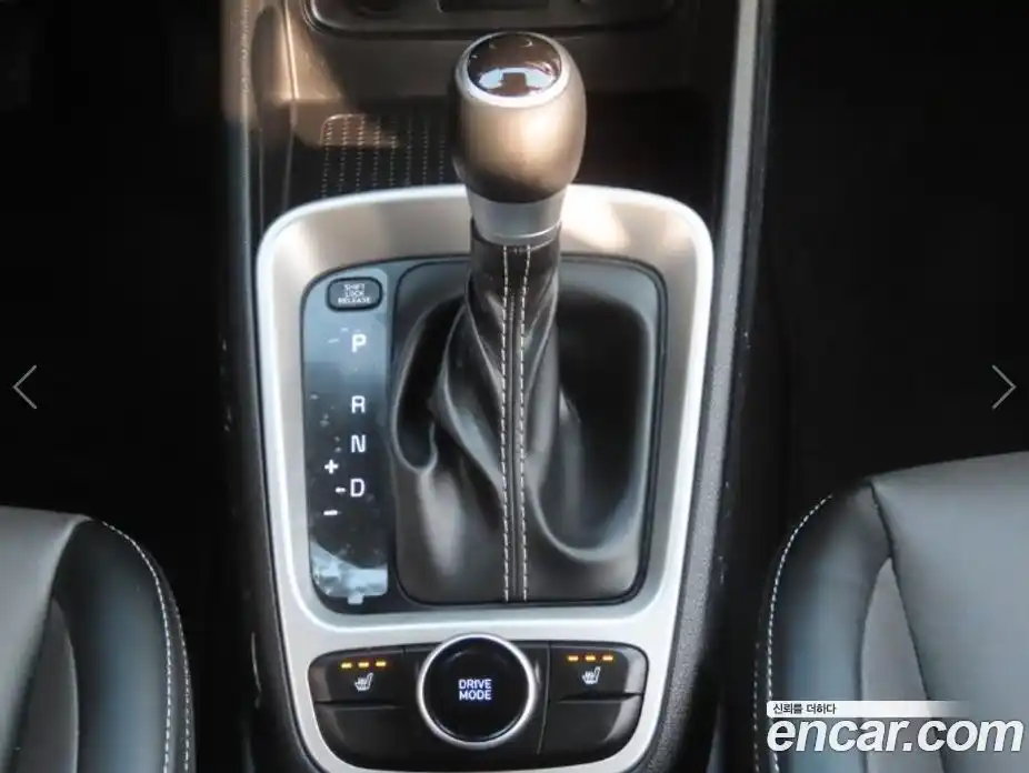 Hyundai Venue 2021 1.6 Автомат в Москве № 450102, фото 10