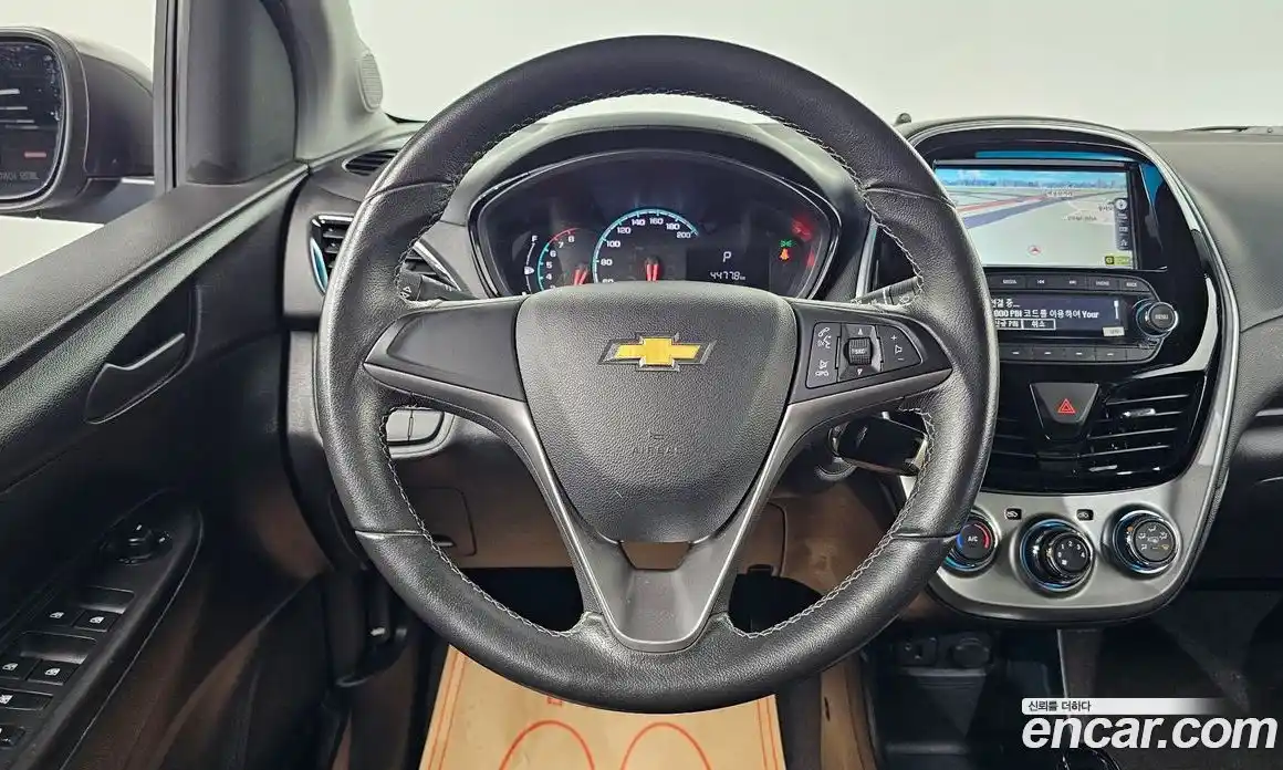 Chevrolet Spark 2016 1.0 Автомат в Москве № 459443, фото 15