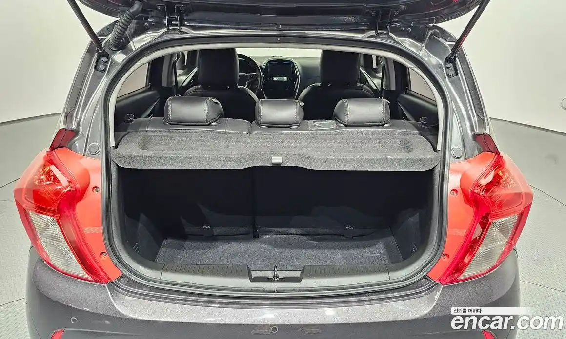 Chevrolet Spark 2016 1.0 Автомат в Москве № 459443, фото 20