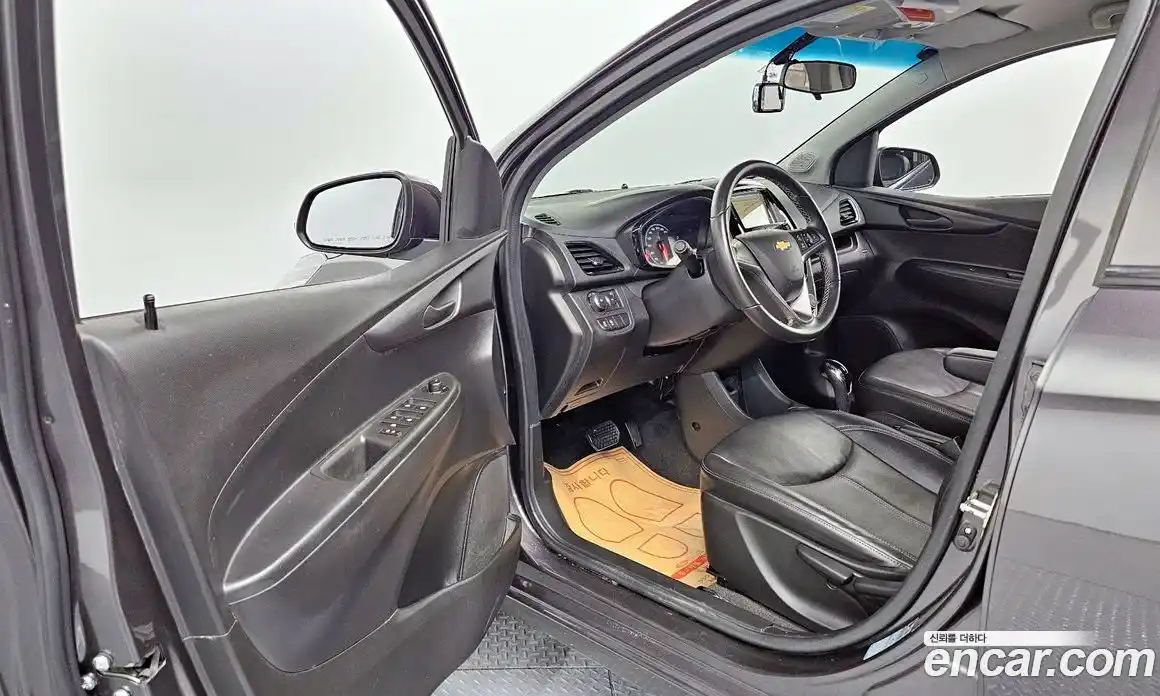 Chevrolet Spark 2016 1.0 Автомат в Москве № 459443, фото 10