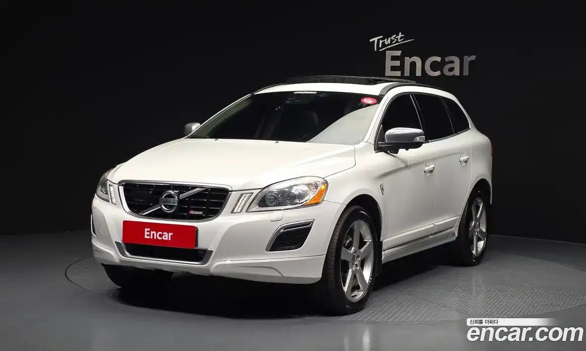 Volvo XC60 2013 3.0 Автомат в Москве № 469969, фото 1