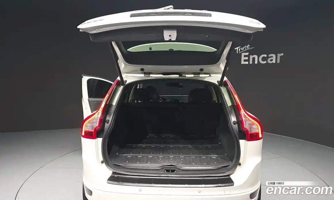 Volvo XC60 2013 3.0 Автомат в Москве № 469969, фото 20