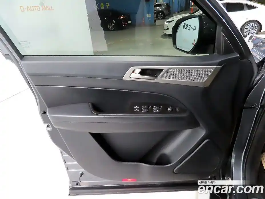 SsangYong Rexton 2018 2.2 Автомат в Москве № 491512, фото 16