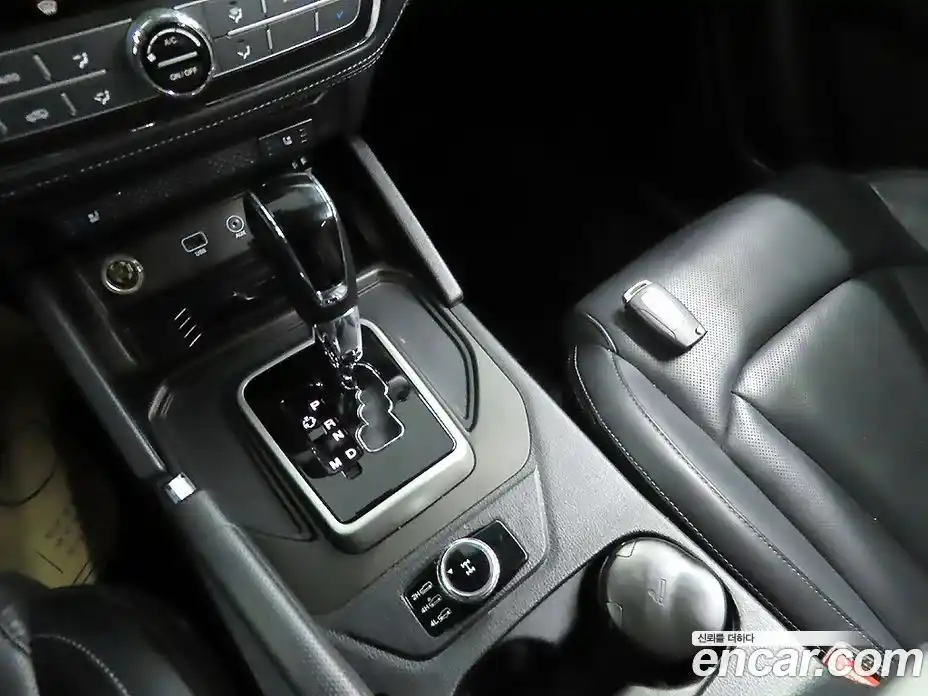 SsangYong Rexton 2018 2.2 Автомат в Москве № 491512, фото 8