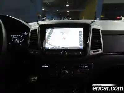 SsangYong Rexton 2018 2.2 Автомат в Москве № 491512, миниатюра 10