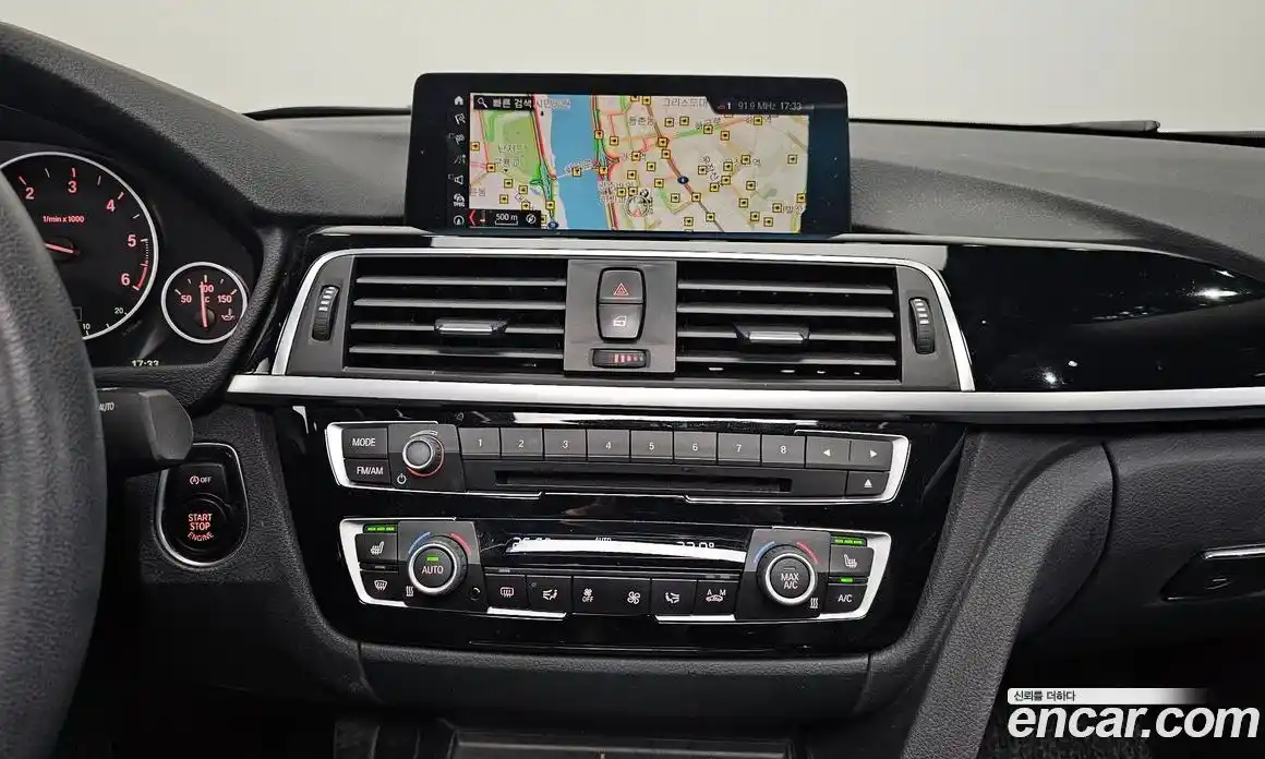 BMW 3-Series 2018 2.0 Автомат в Москве № 492637, фото 14