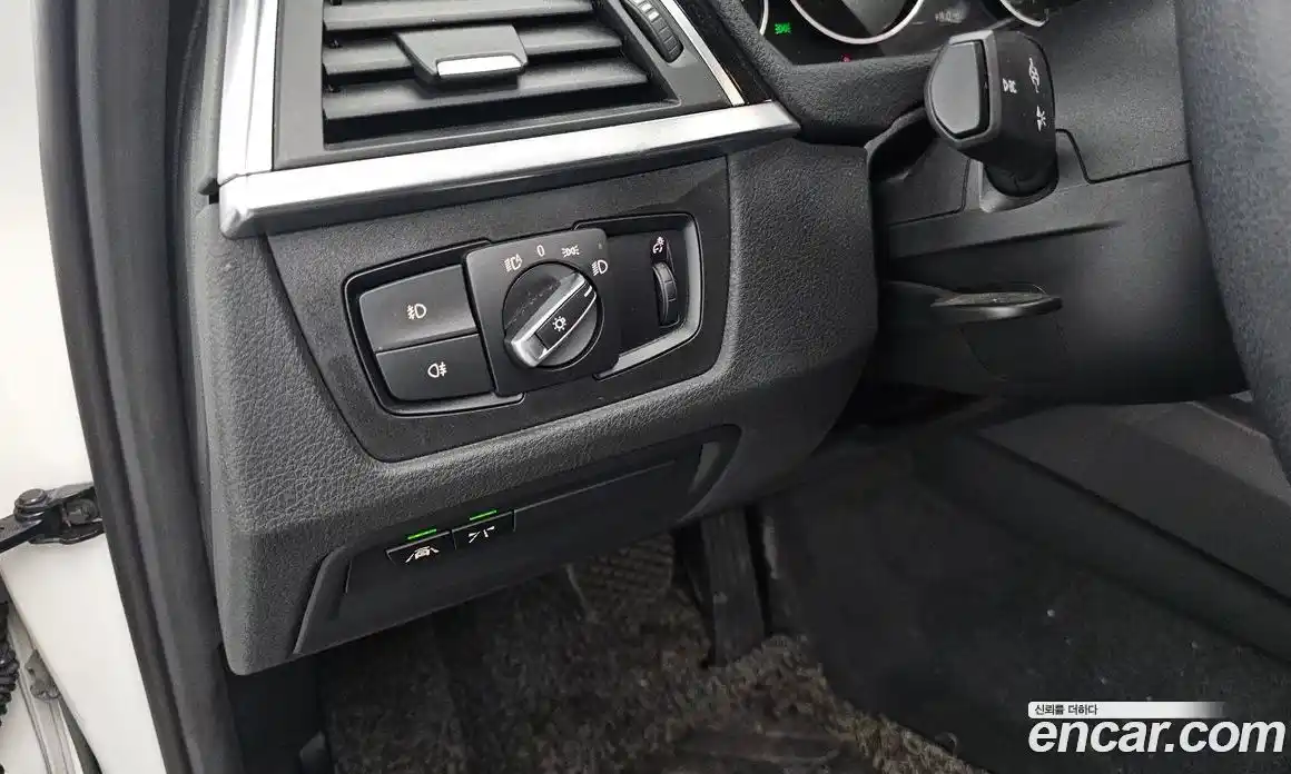 BMW 3-Series 2018 2.0 Автомат в Москве № 492637, фото 18