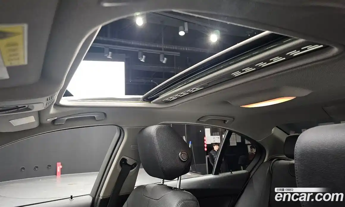 BMW 3-Series 2018 2.0 Автомат в Москве № 492637, фото 19