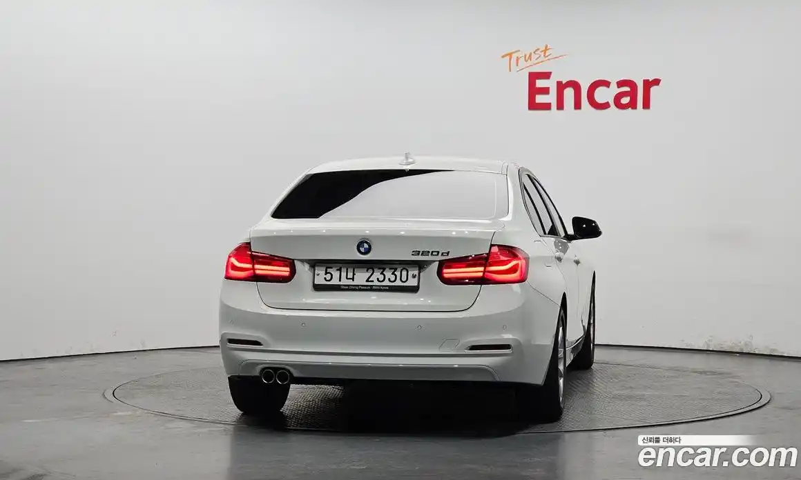 BMW 3-Series 2018 2.0 Автомат в Москве № 492637, фото 4