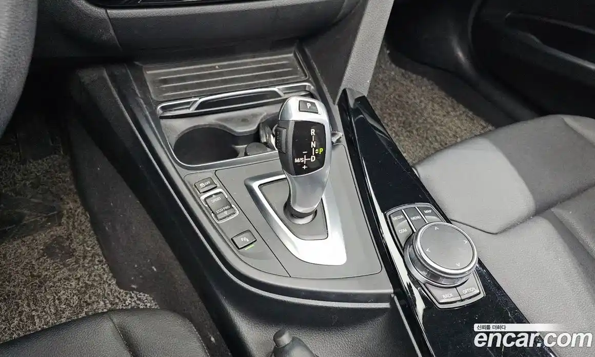 BMW 3-Series 2018 2.0 Автомат в Москве № 492637, фото 9