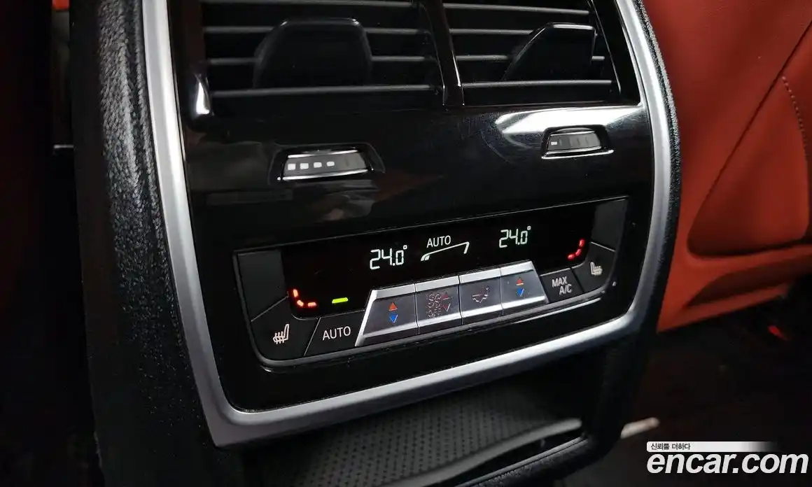 BMW XM 2023 4.4 Автомат в Москве № 492674, фото 19