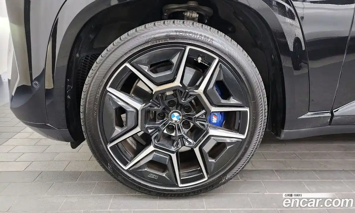 BMW XM 2023 4.4 Автомат в Москве № 492674, фото 5