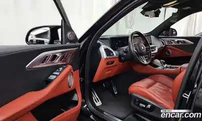 BMW XM 2023 4.4 Автомат в Москве № 492674, миниатюра 10