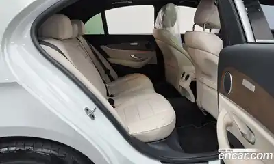 Mercedes-Benz E-Class 2021 2.0 Автомат в Москве № 494014, миниатюра 12