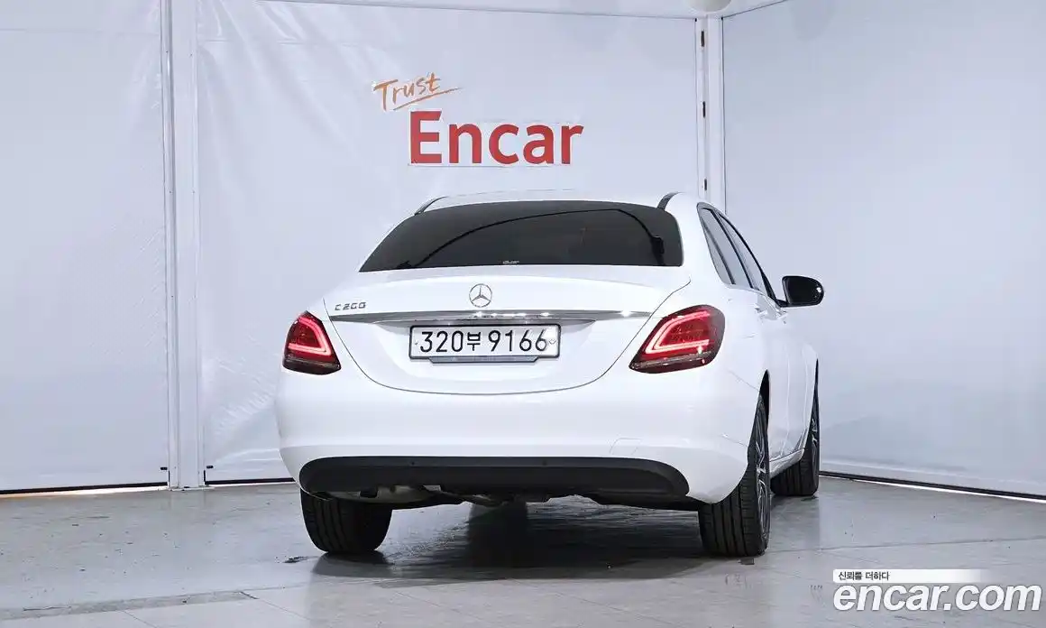 Mercedes-Benz C-Class 2019 2.0 Автомат в Москве № 494651, фото 4