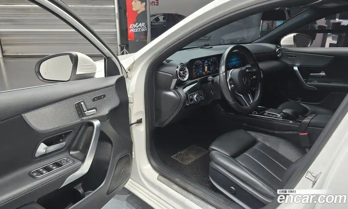 Mercedes-Benz A-Class 2021 2.0 Автомат в Москве № 494872, фото 11