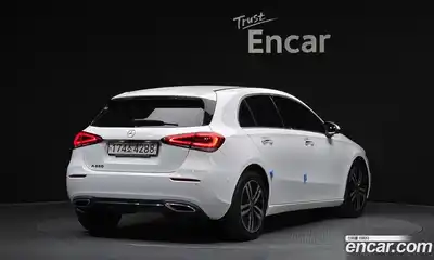 Mercedes-Benz A-Class 2021 2.0 Автомат в Москве № 494872, миниатюра 2