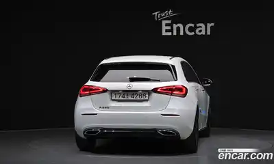 Mercedes-Benz A-Class 2021 2.0 Автомат в Москве № 494872, миниатюра 4