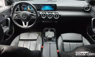 Mercedes-Benz A-Class 2021 2.0 Автомат в Москве № 494872, миниатюра 7
