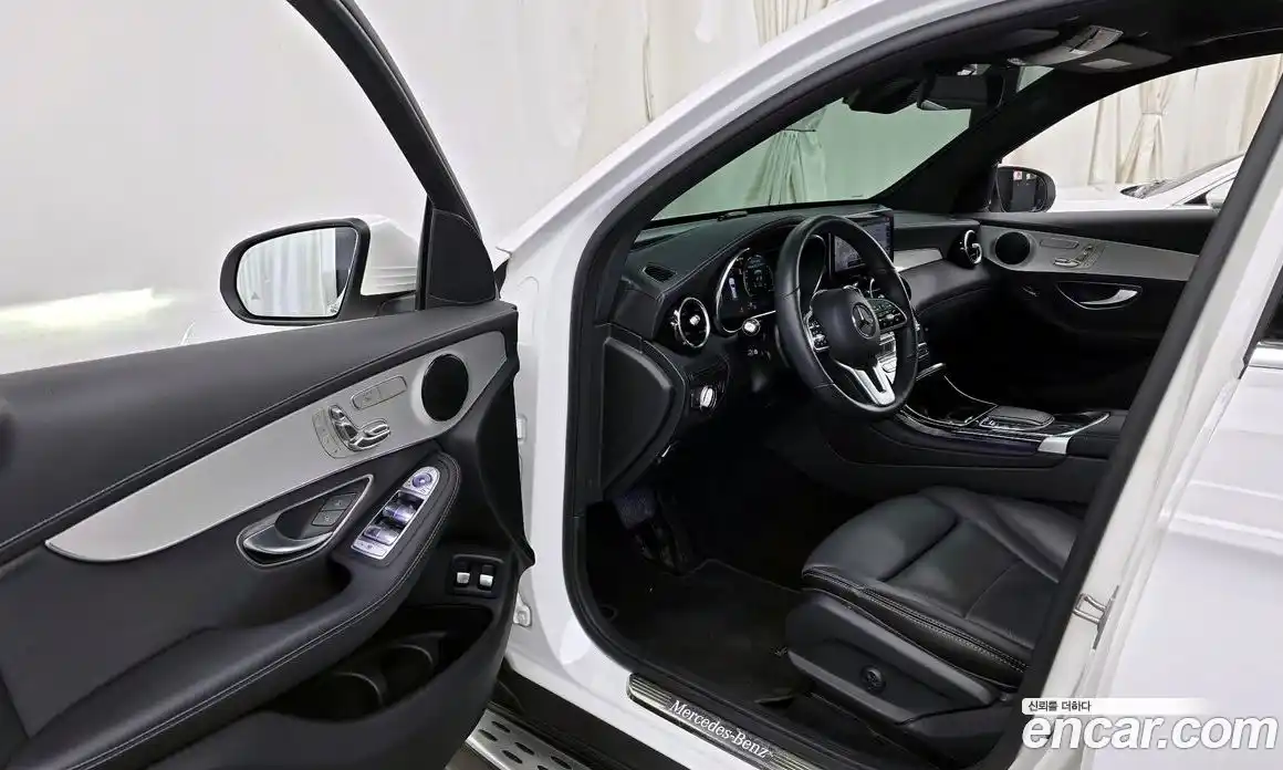 Mercedes-Benz GLC-Class 2021 2.0 Автомат в Москве № 495507, фото 10