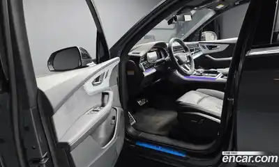 Audi Q7 2025 3.0 Автомат в Москве № 496253, миниатюра 10