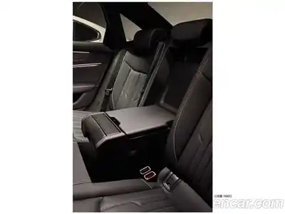 Audi A6 2025 2.0 Автомат в Москве № 497228, миниатюра 6