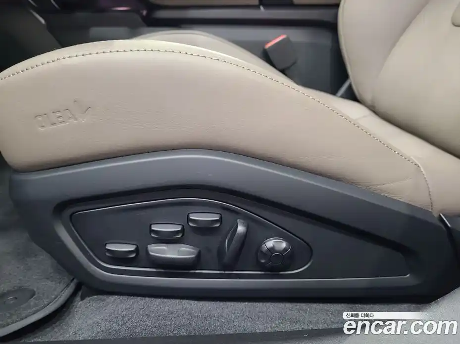 Porsche Taycan 2024 0.1 Автомат в Москве № 498443, фото 13