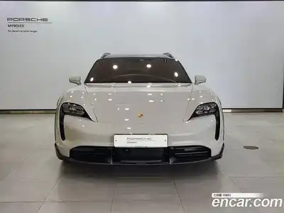 Porsche Taycan 2024 0.1 Автомат в Москве № 498443, миниатюра 3