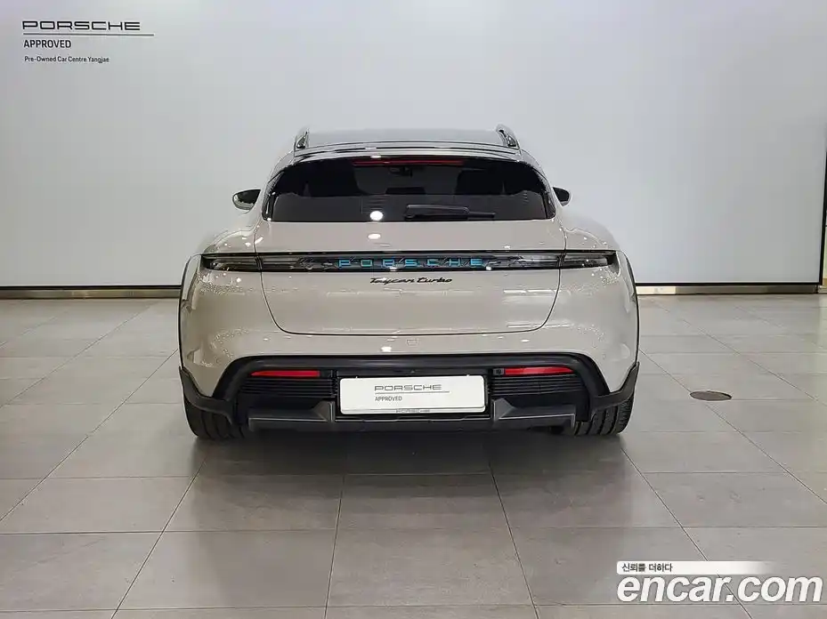 Porsche Taycan 2024 0.1 Автомат в Москве № 498443, фото 4