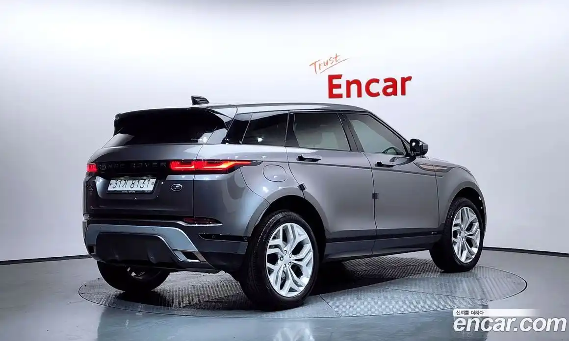 Land Rover Range-Rover Evoque 2020 2.0 Автомат в Москве № 498889, фото 2