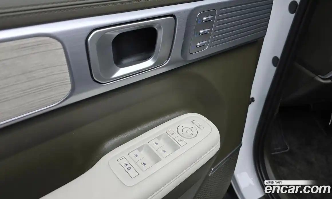 Hyundai Santa Fe 2025 1.6 Автомат в Москве № 517551, фото 16