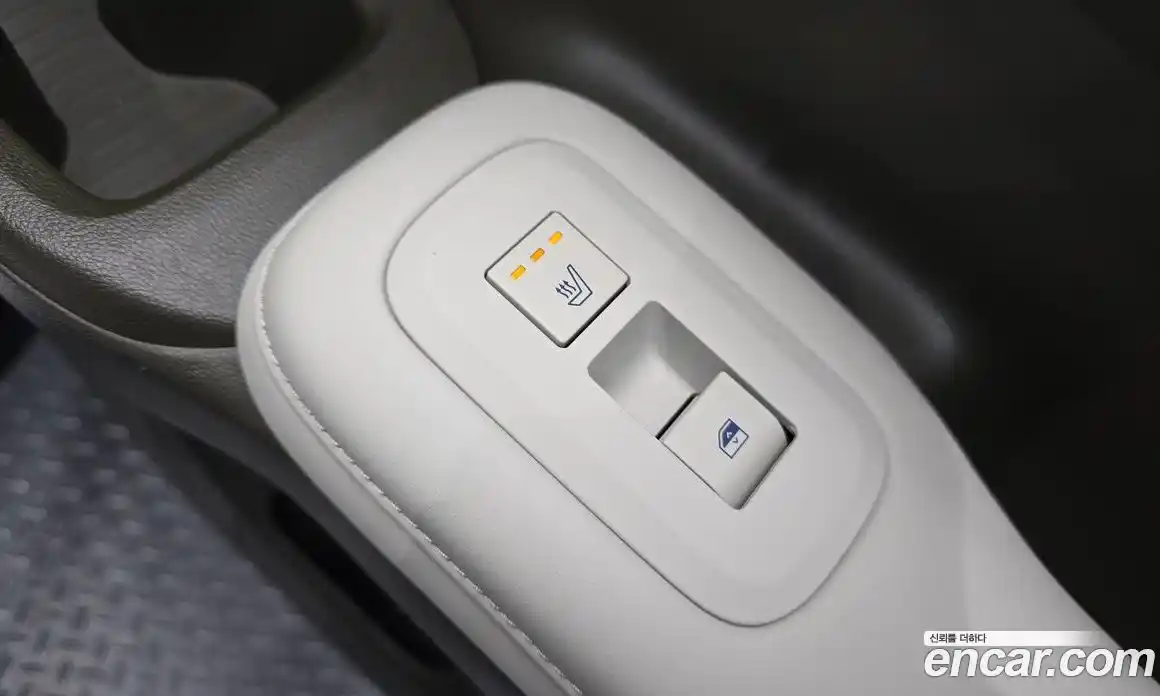 Hyundai Santa Fe 2025 1.6 Автомат в Москве № 517551, фото 17