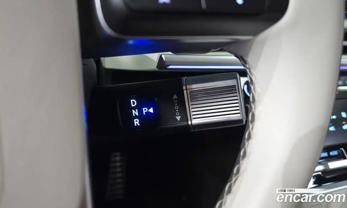 Hyundai Santa Fe 2025 1.6 Автомат в Москве № 517551, фото 8