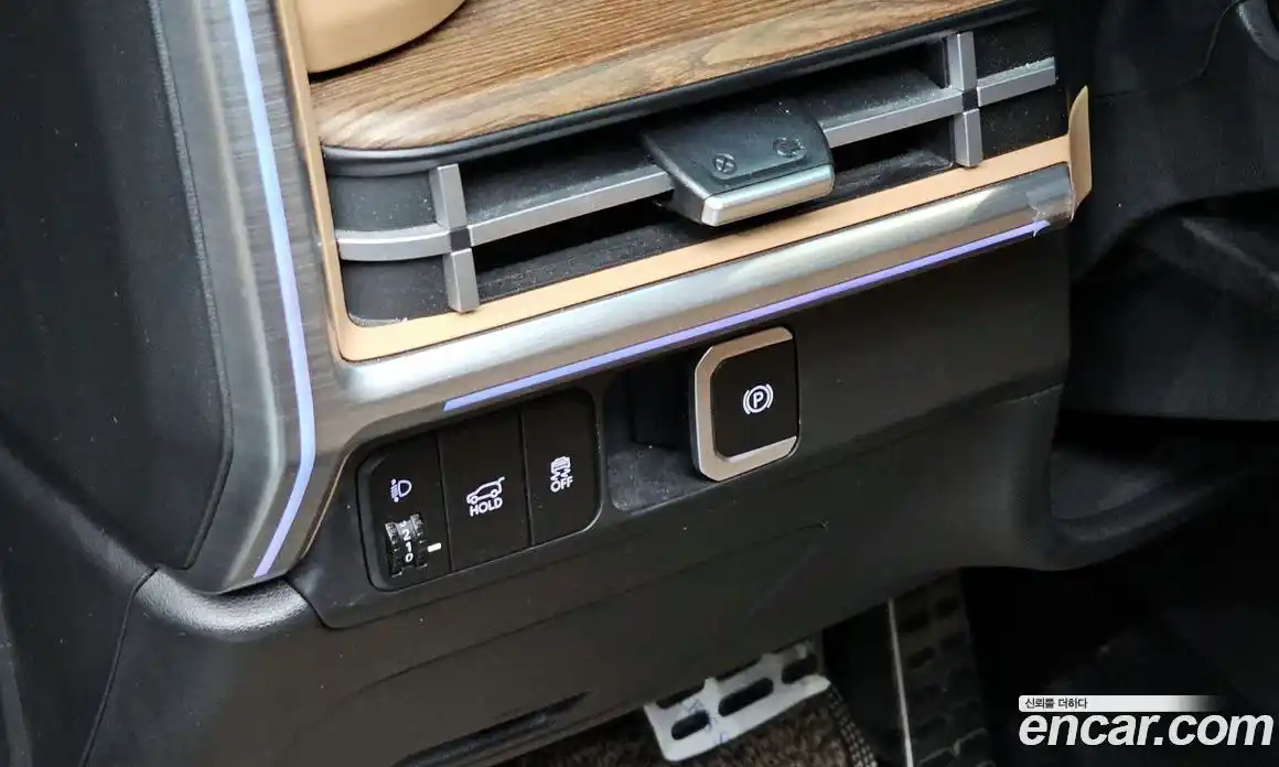 Hyundai Santa Fe 2024 1.6 Автомат в Москве № 517994, фото 14