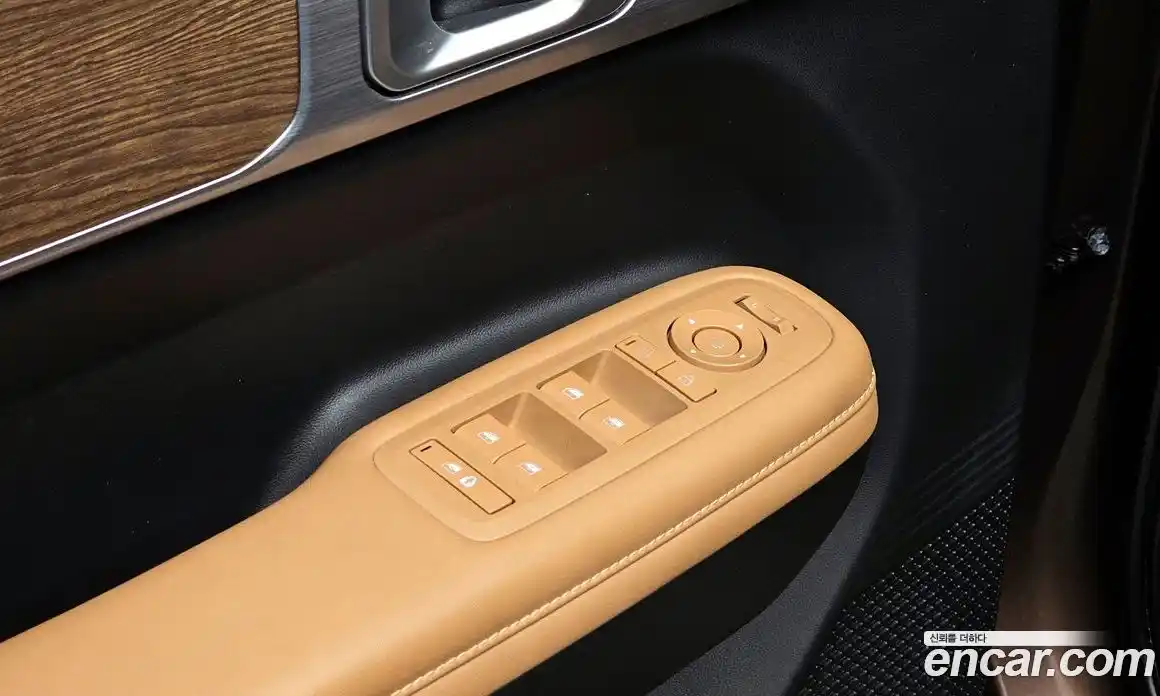 Hyundai Santa Fe 2024 1.6 Автомат в Москве № 517994, фото 19