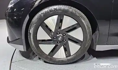 Hyundai Ioniq 6 2023 0.1 Автомат в Москве № 518157, миниатюра 5