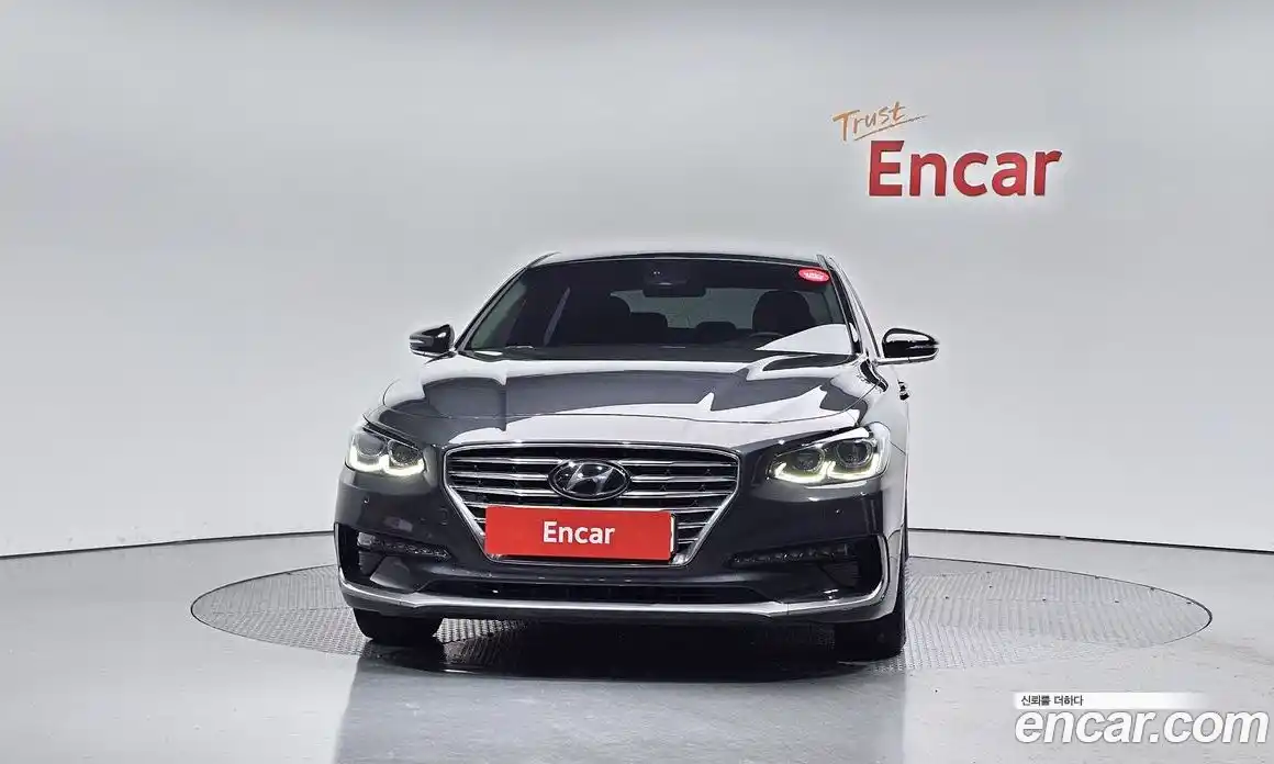 Hyundai Grandeur 2018 2.4 Автомат в Москве № 518239, фото 3