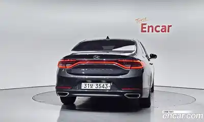 Hyundai Grandeur 2018 2.4 Автомат в Москве № 518239, миниатюра 4