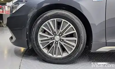 Hyundai Grandeur 2018 2.4 Автомат в Москве № 518239, миниатюра 5