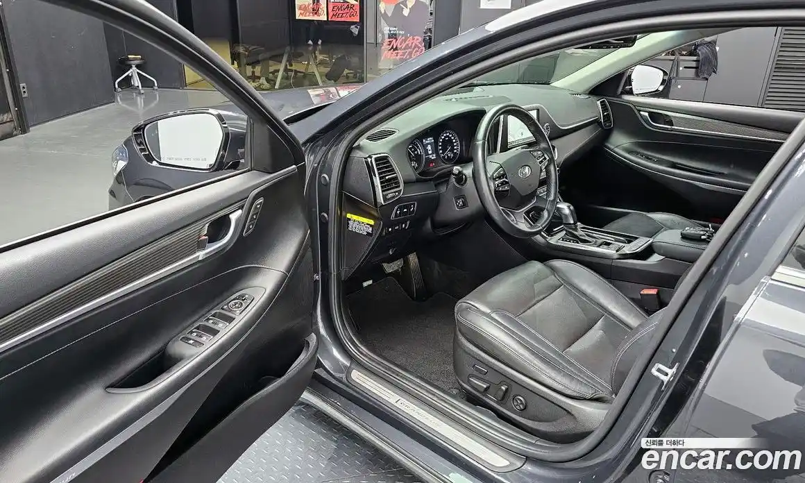 Hyundai Grandeur 2018 2.4 Автомат в Москве № 518239, фото 10