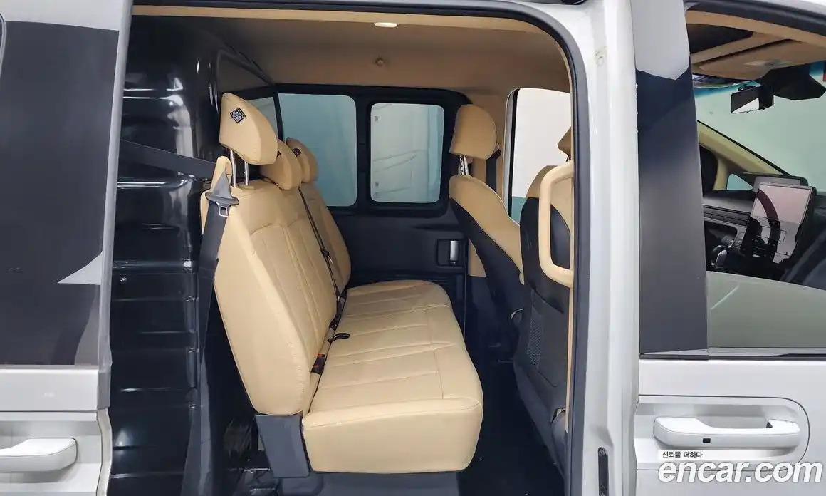 Hyundai Staria 2024 3.5 Автомат в Москве № 518500, фото 12