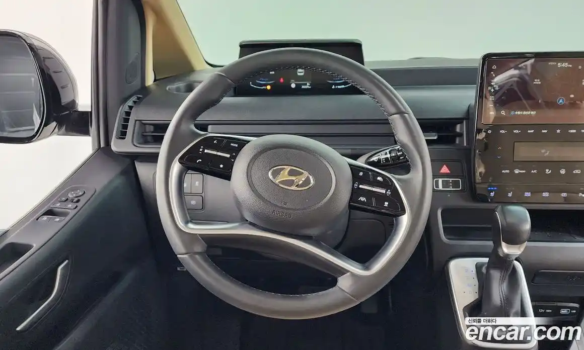 Hyundai Staria 2024 3.5 Автомат в Москве № 518500, фото 13