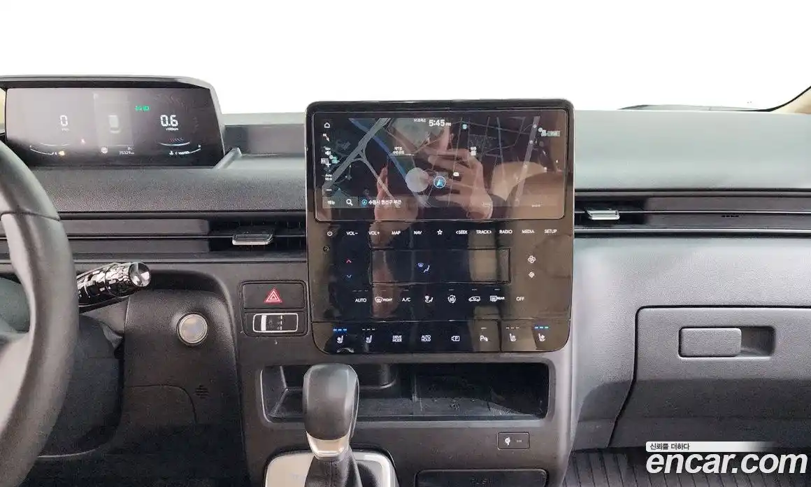 Hyundai Staria 2024 3.5 Автомат в Москве № 518500, фото 14